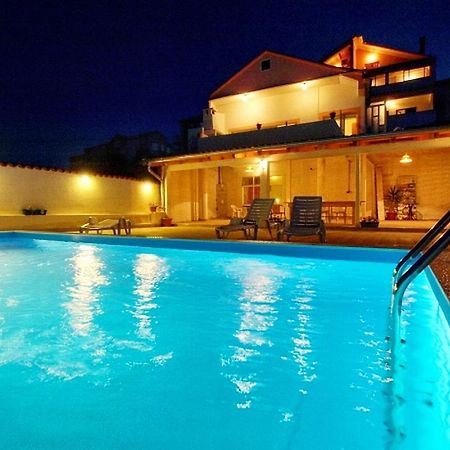 Apartments And Rooms With A Swimming Pool Kali, Ugljan - 14083 Exterior photo